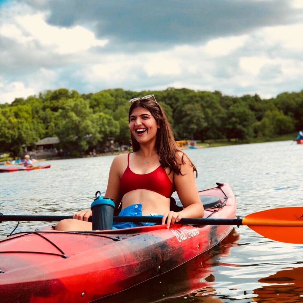 Meet your Posher, Hannah